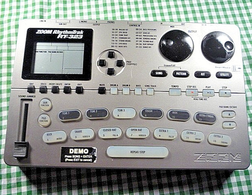 Zoom rhythm trak 323 - rt-323, drum